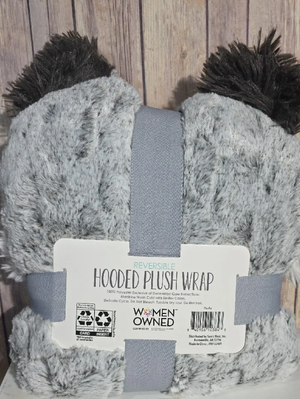 Wolf Reversible Hooded Plush Wrap
